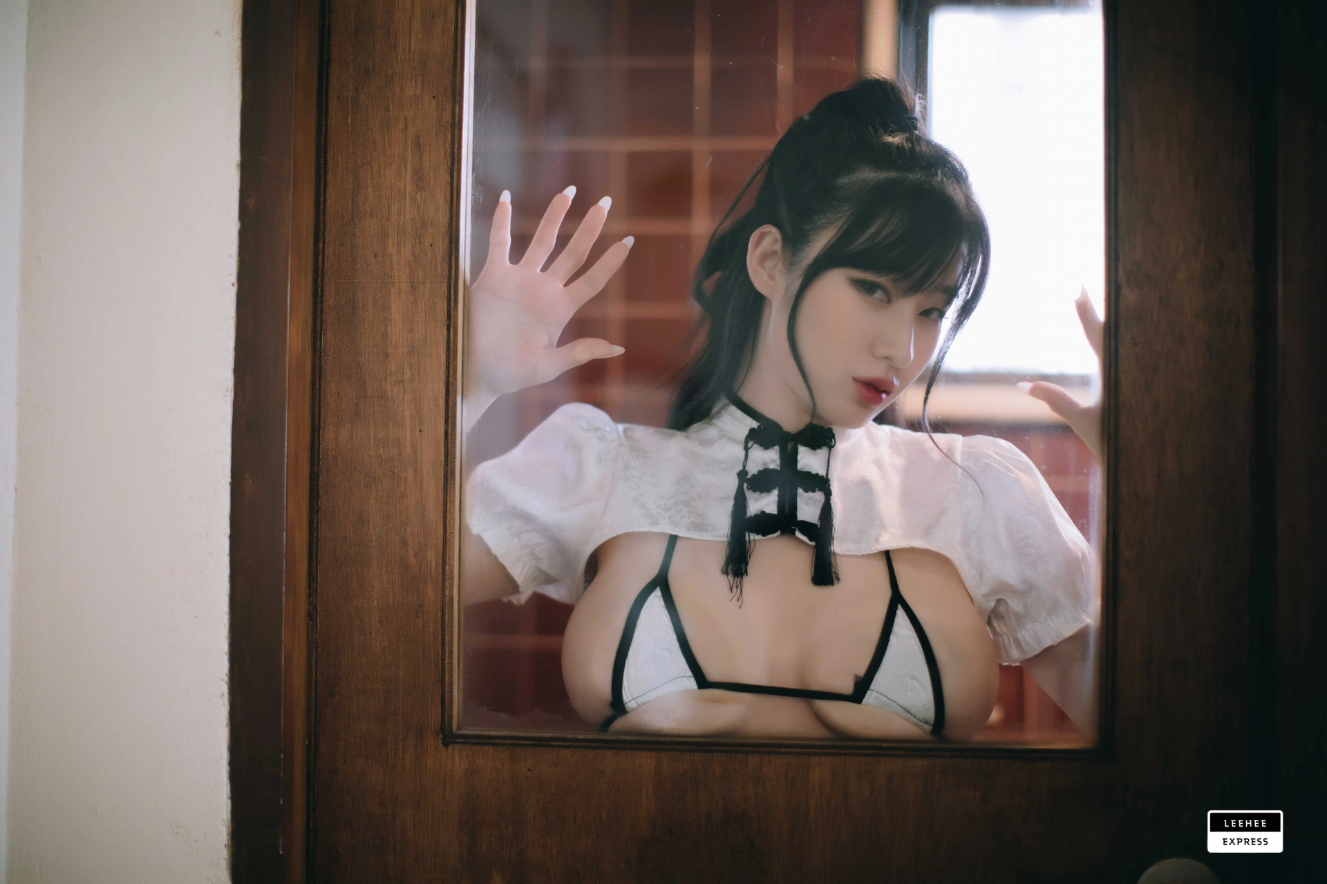 LeeheeExpress – NO.321 LEDG-087 Woo 3